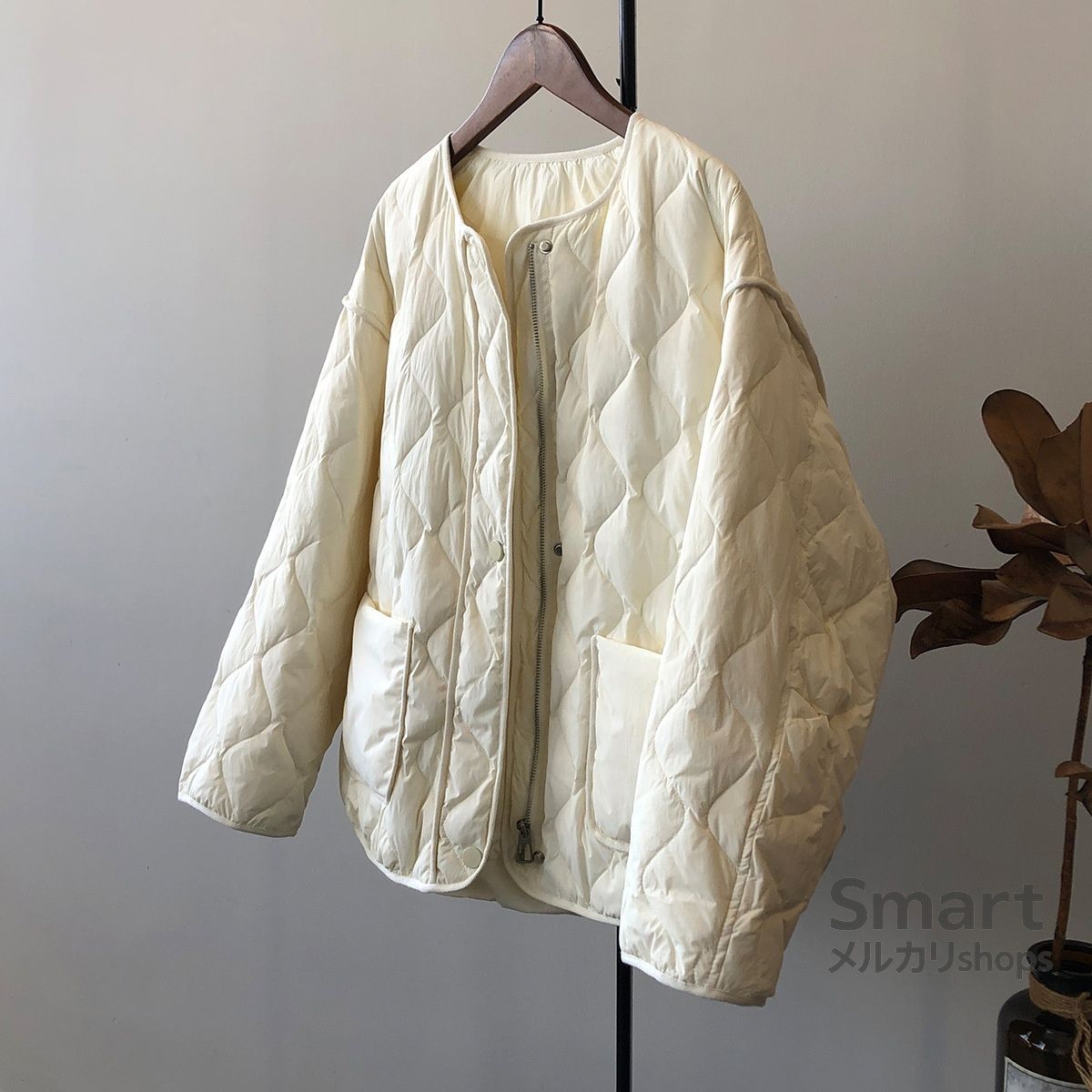 ダウンジャケット レディース ノーカラー キルティング ショート丈 軽量 白ダックダウン 保温 冬服 シンプル M 251128-8 姫系 コスプレ衣装 コスチューム コスプレ