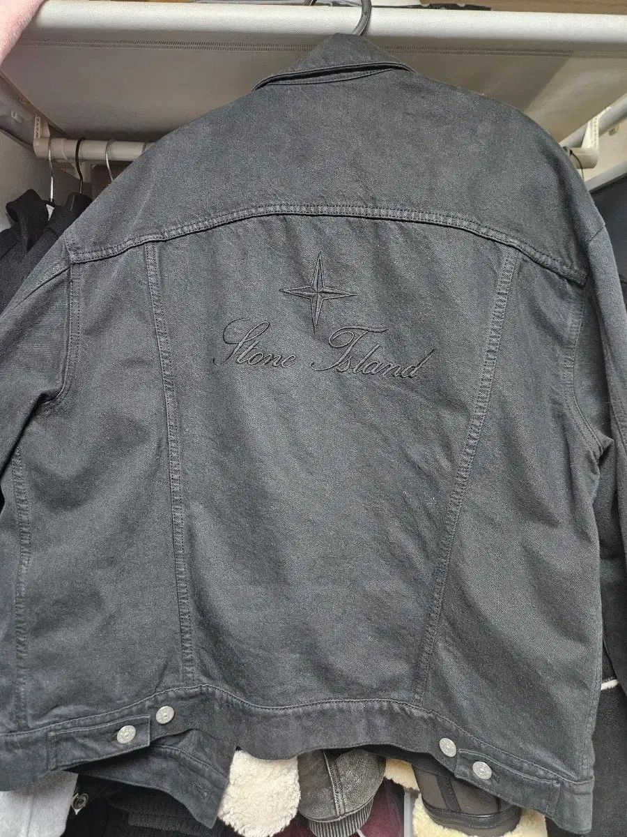 Supreme×STONE ISLAND デニム トラッカー ジャケット ブラック - メルカリ