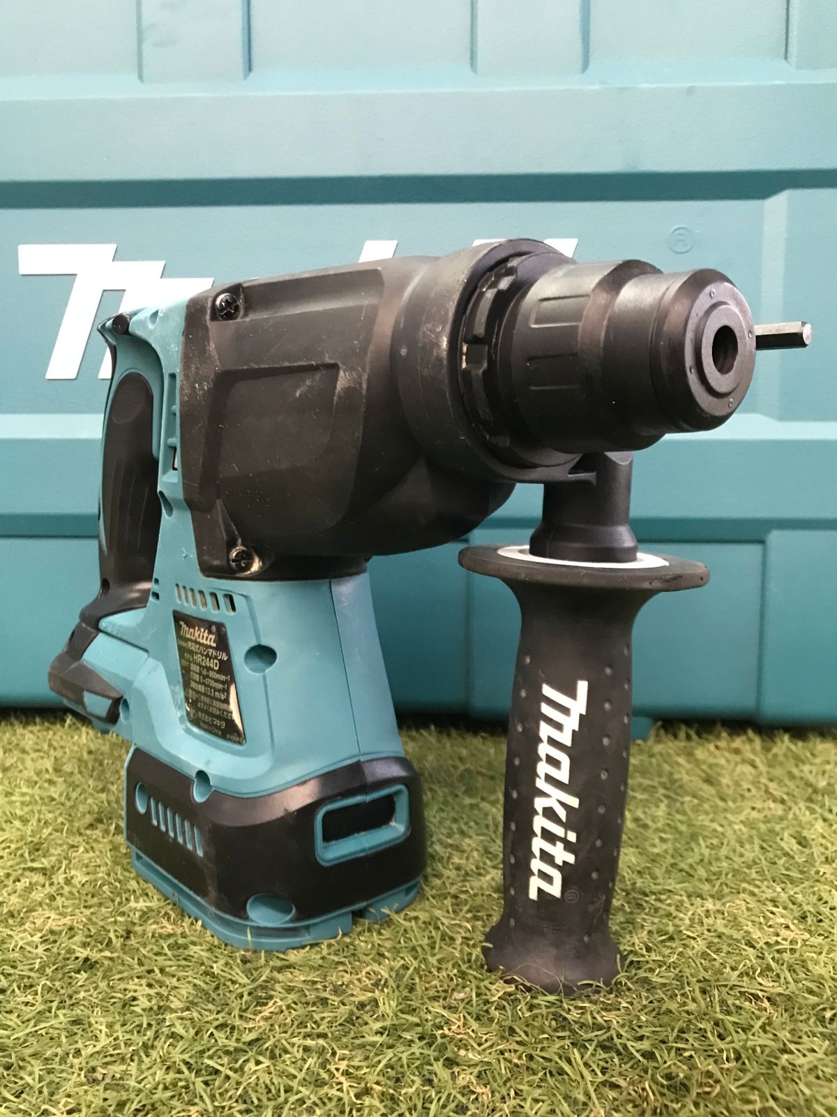 0906 makita