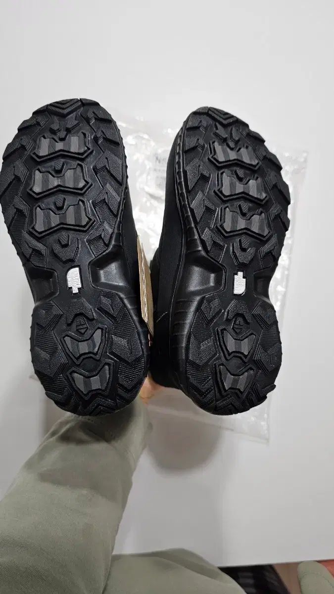 THE NORTH FACE ザノースフェイス キッズ 防寒靴 ns 96 q 58 a 190 mm