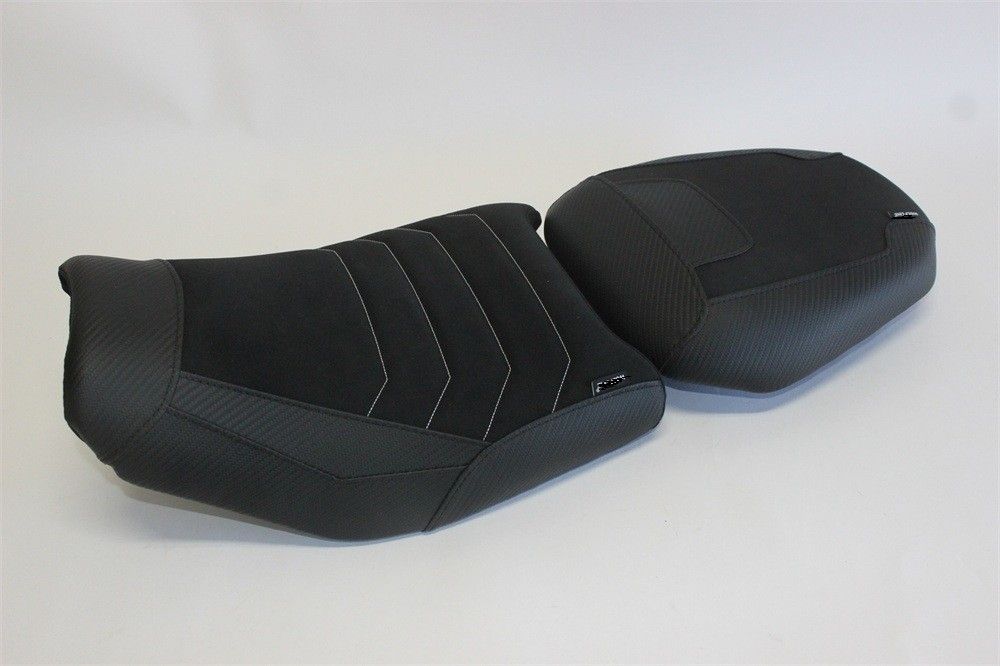 Vストローム250 SX V STROM 250 2025 以降 フロント＆リアシート 本体あり 黒Xカーボン調