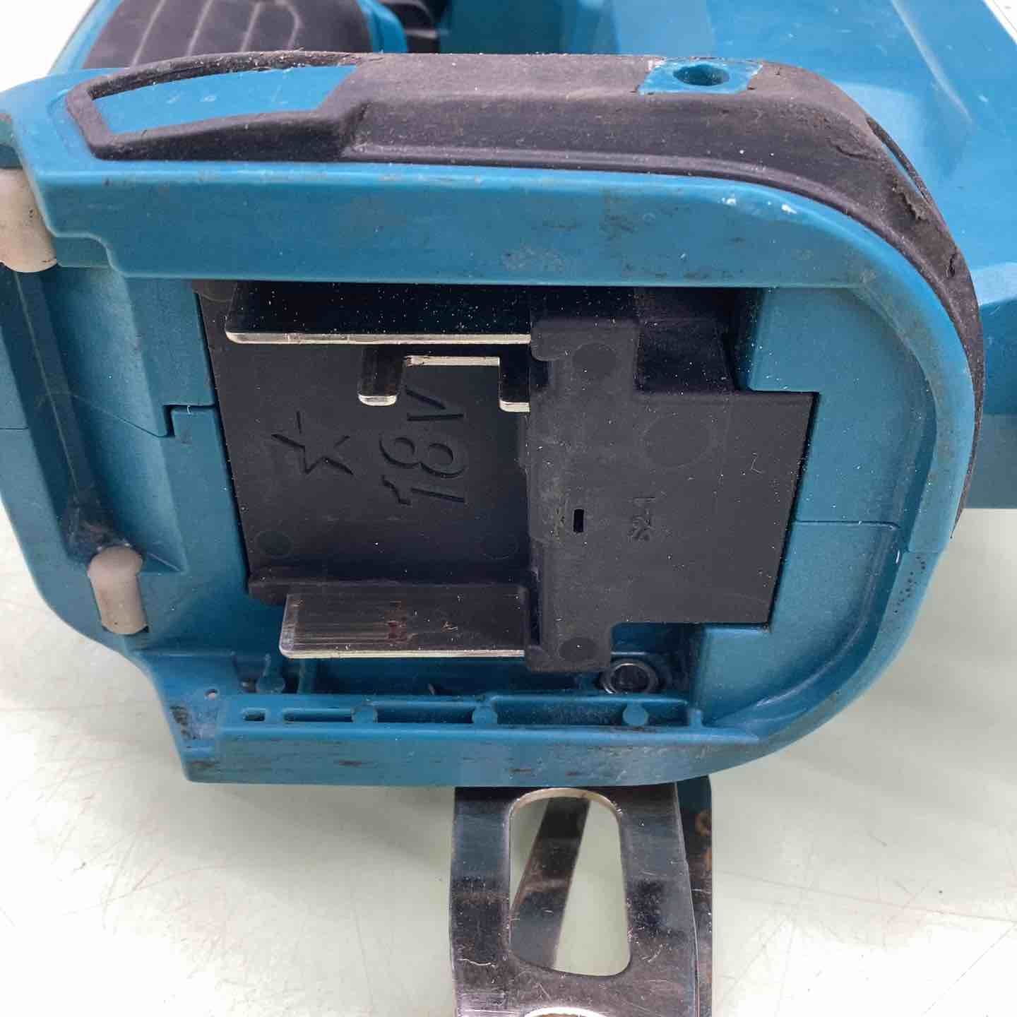 makita コードレスタッカ