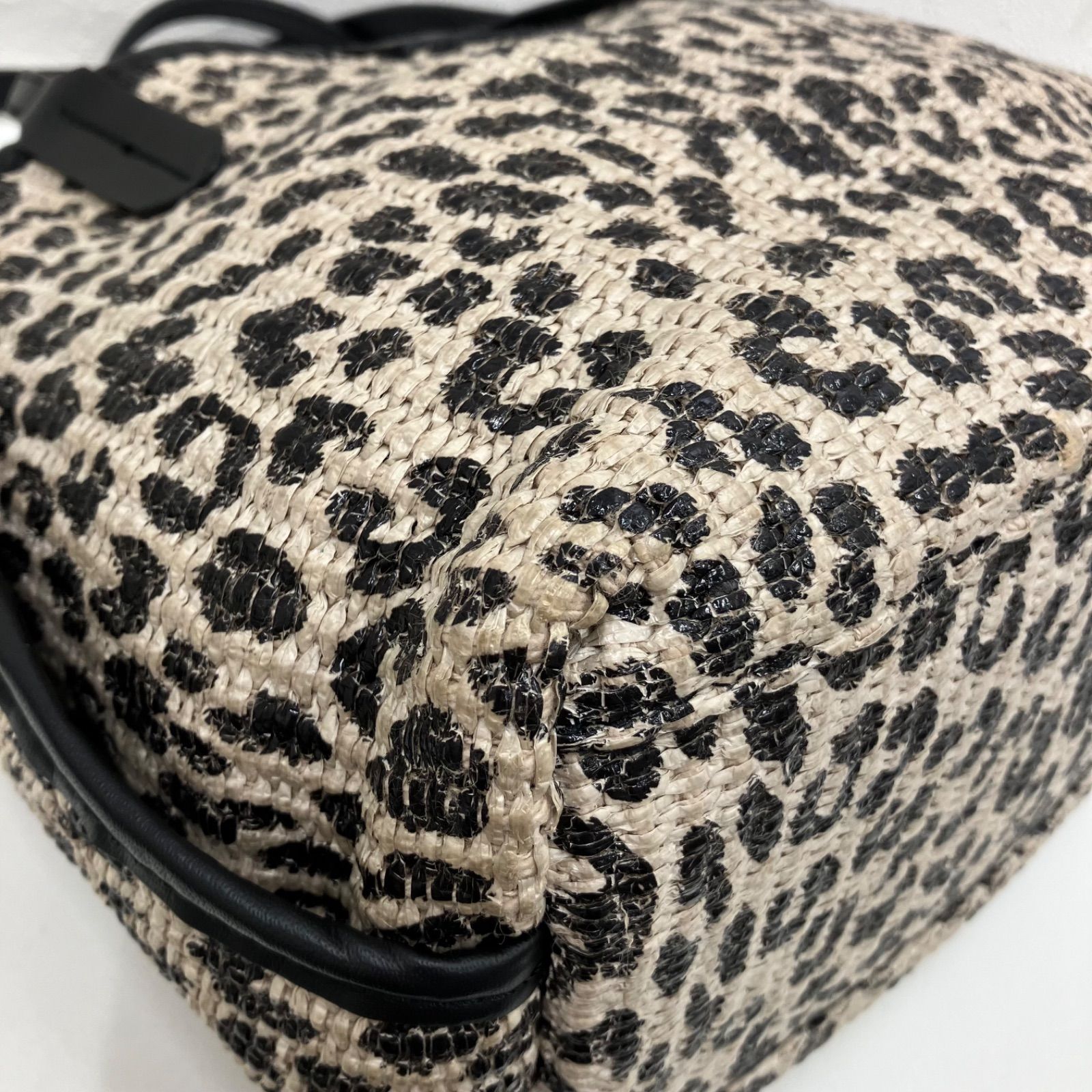 美品 ジャンニキャリー二 アリファ m ショルダーバッグ 2way レザー 黒 