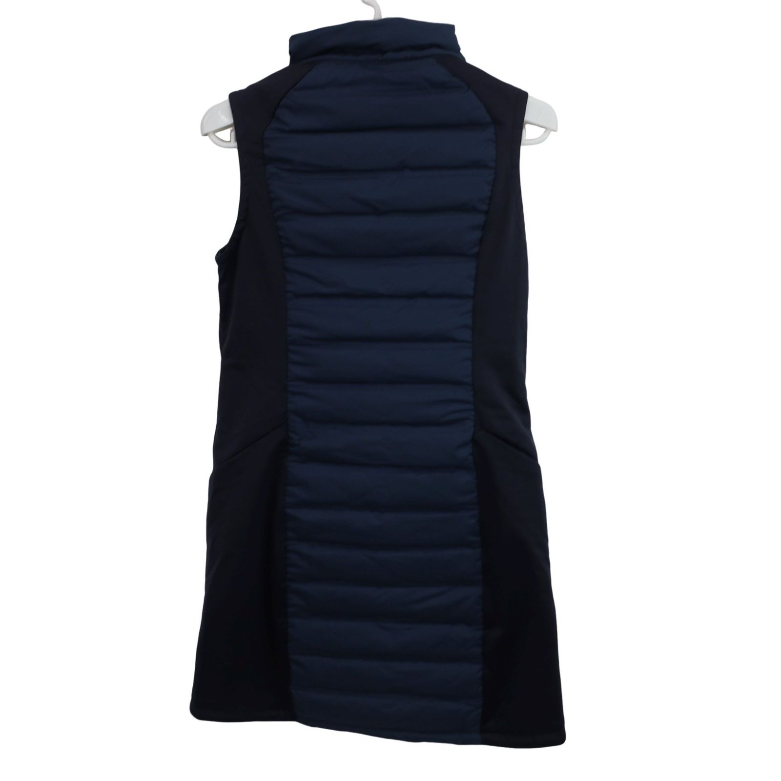 新品　デサントゴルフ　ダウンワンピース　ゴルフウエア 美品】DESCENTE(デサント) ダウンワンピース ネイビー レディース S