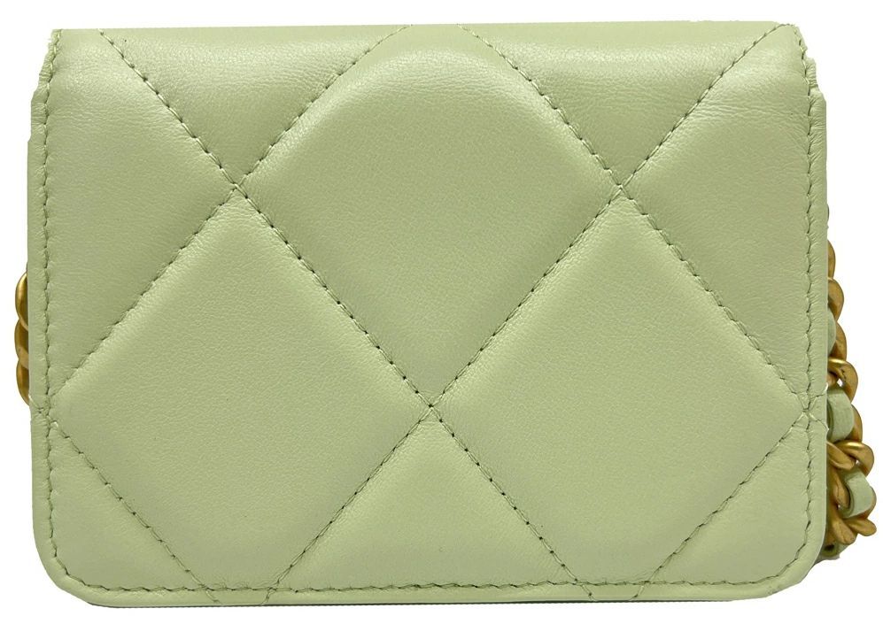 【未使用品】CHANEL シャネル CHANEL19 フラップパース 財布 チェーンウォレット ミニサイズ ラムスキン ライトグリーン　ピスタチオグリーン スリーカラー ヴィンテージ金具 AP1787 チェーンショルダー【ブランドギャラリー東心斎橋店】 未使用品】CHANEL シャネル CHANEL19 フラップコインパース 財布