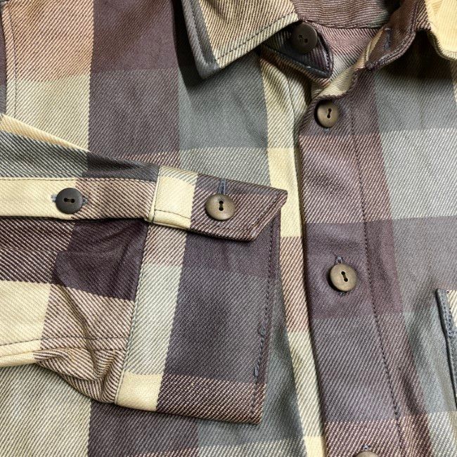 レギュラー 胸ポケット