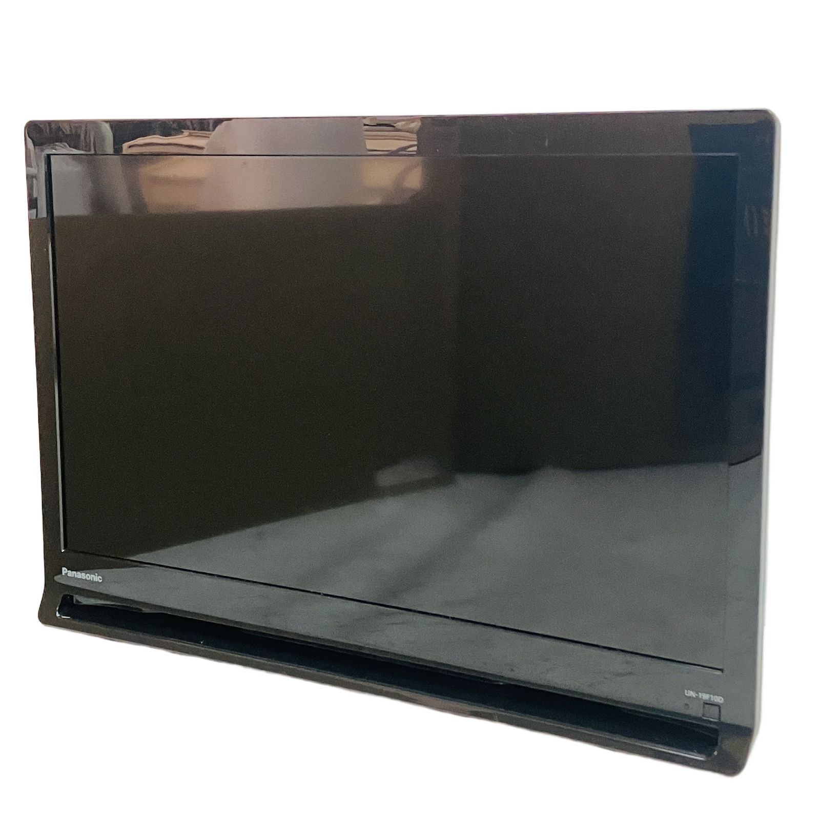 Panasonic VIERA UN 19 F 10 ポータブル液晶テレビ V型 チューナー リモコンセット 製造 パナソニック