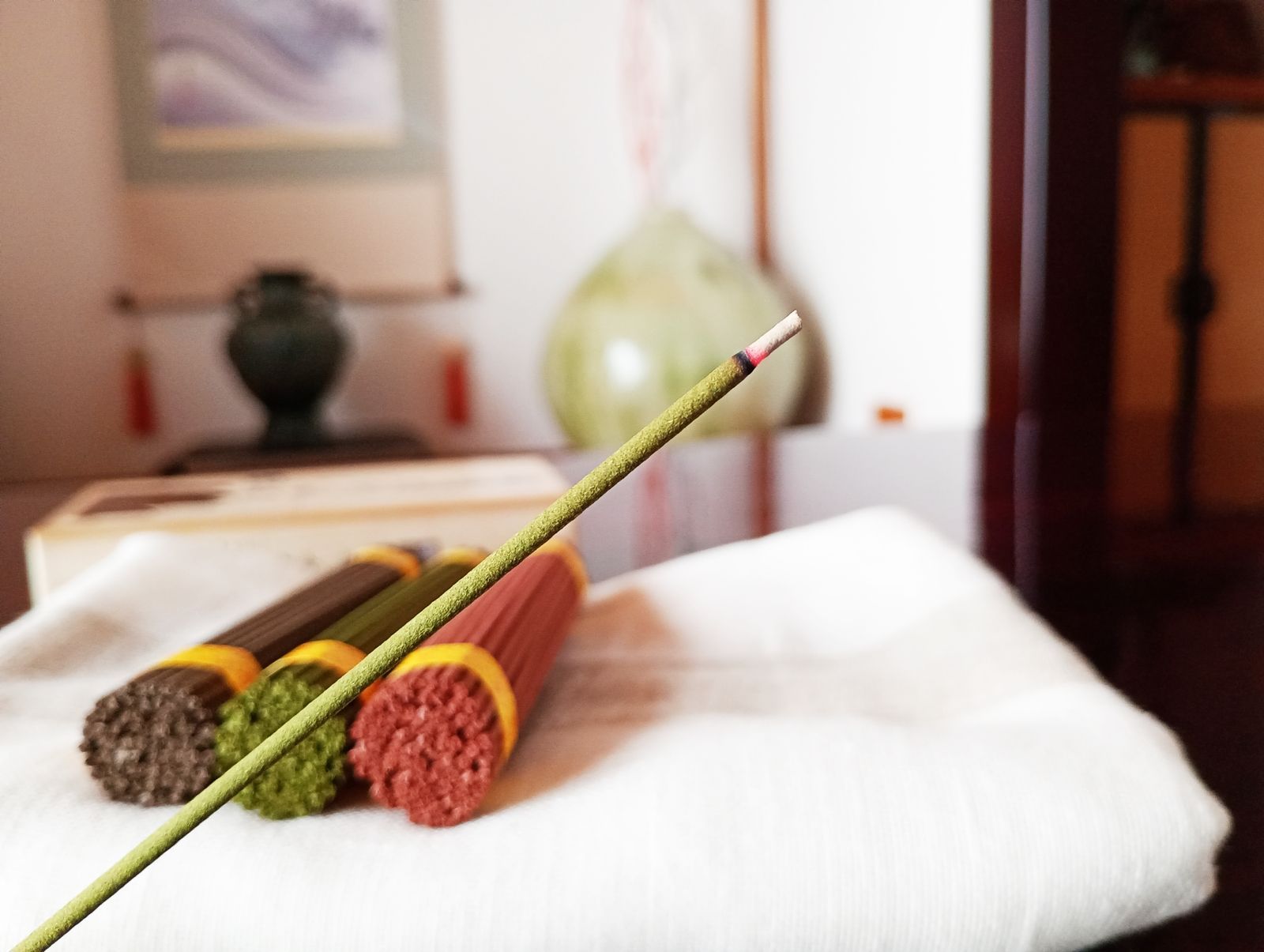  線香 贈答用 ギフト 美薫芳潤 三種香 7点セット お供え お彼岸 お線香 進物線香 供物 線香セット お盆 線香 仏壇 仏具