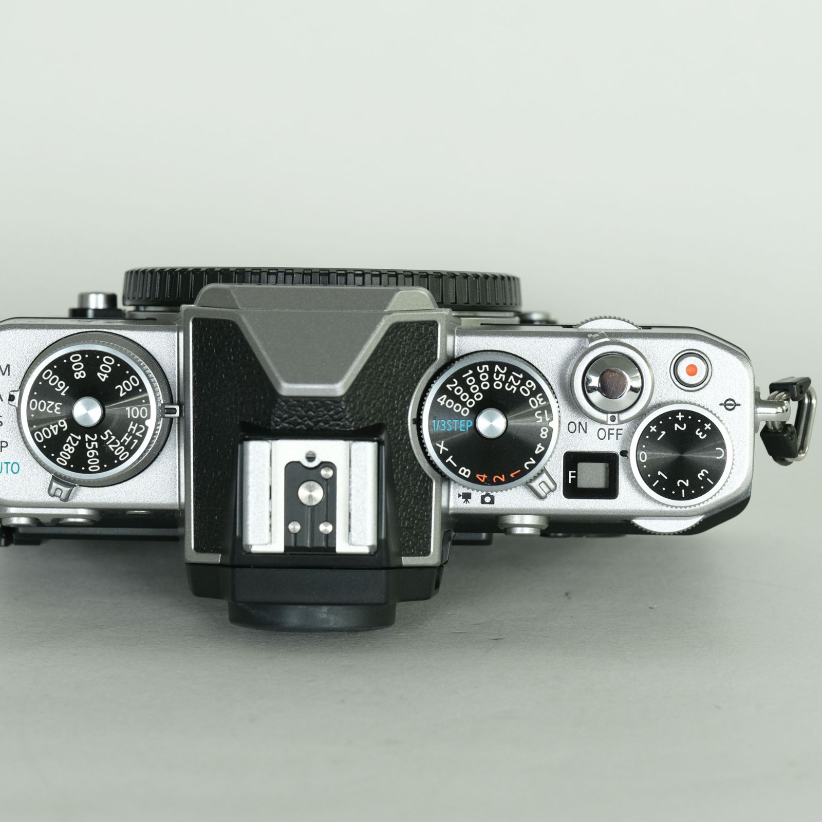 美品 | シャッター数3,633回｜外付けグリップ付] Nikon Z fc [ボディ