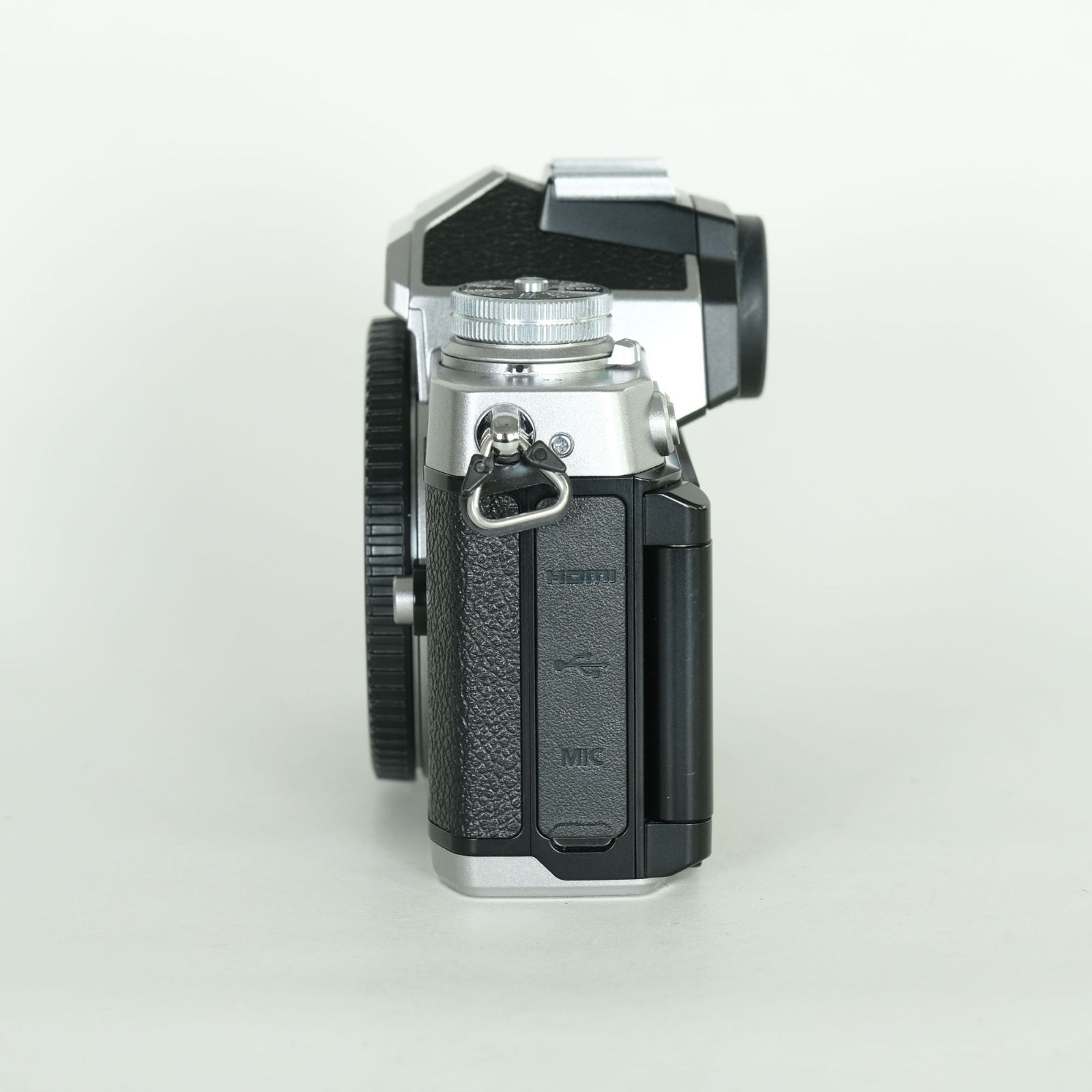 美品 | シャッター数3,633回｜外付けグリップ付] Nikon Z fc [ボディ