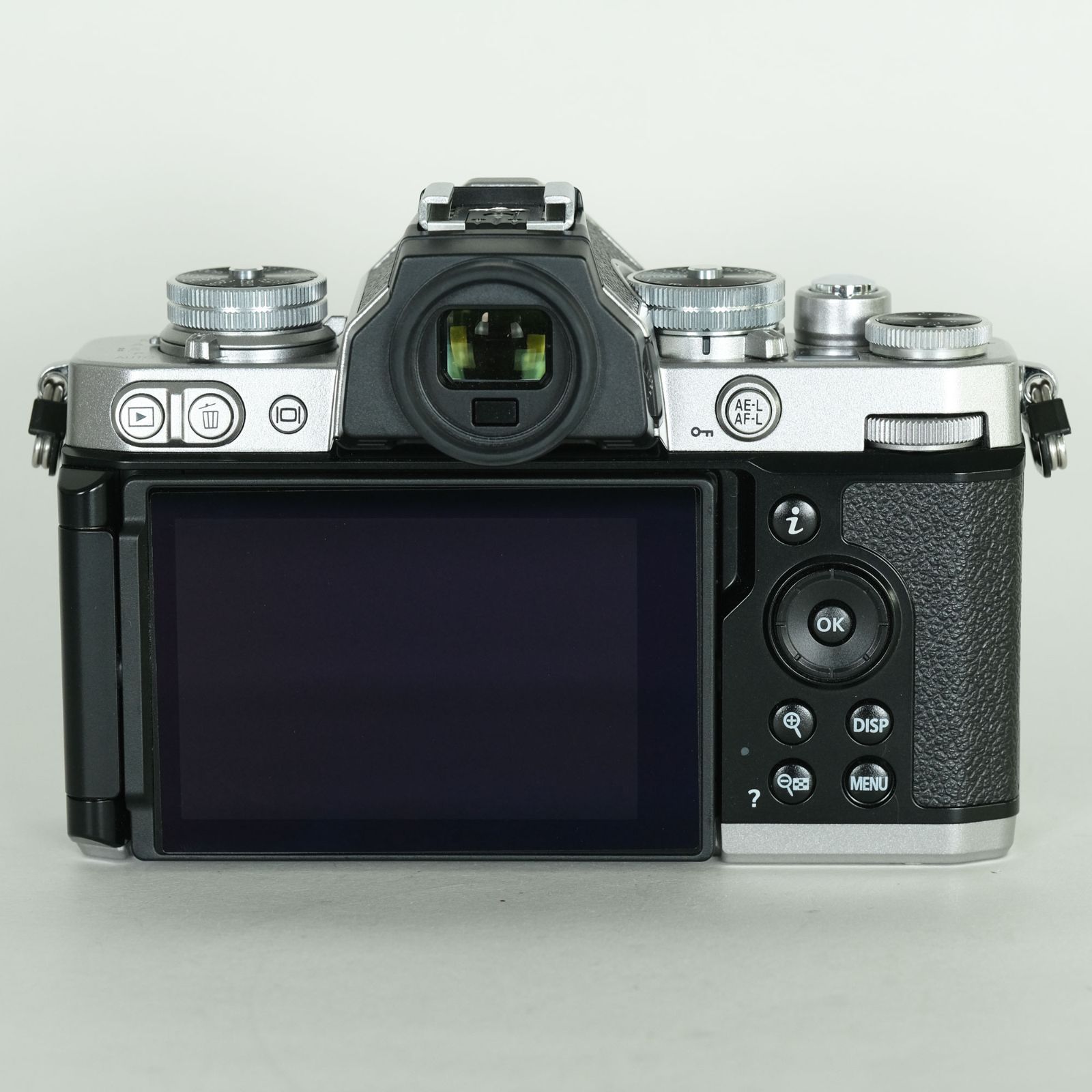 美品 | シャッター数3,633回｜外付けグリップ付] Nikon Z fc [ボディ