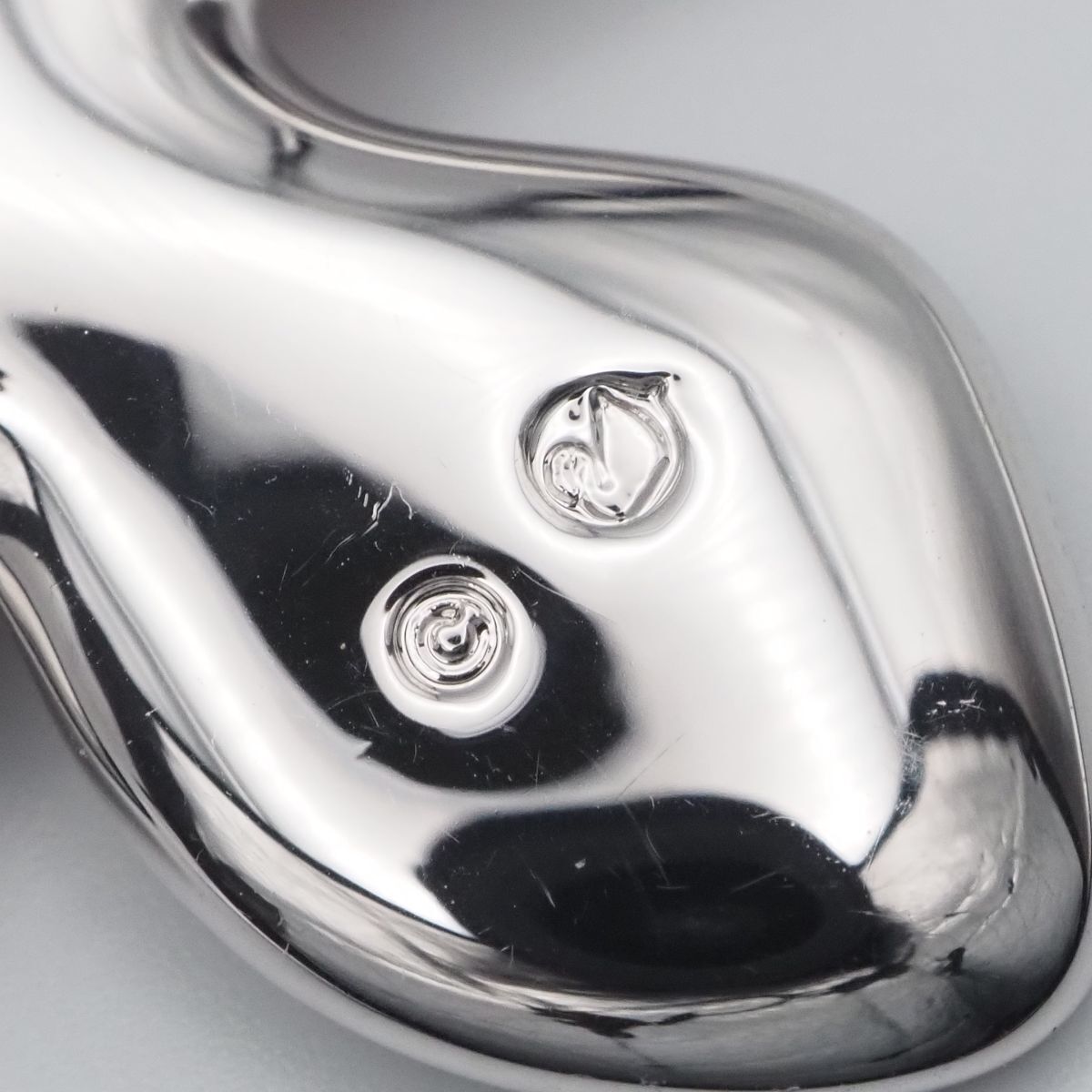 J284 スワロフスキー SWAROVSKI ブローチ キノコ ラインストーン