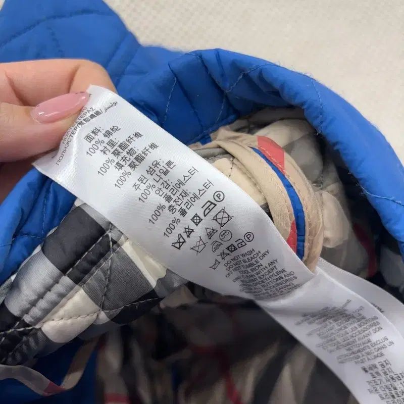  バーバリー キッズ トグルボタン 軽量 ダウン アウター 9 M B 00175 その他 ジャケット ブルゾン