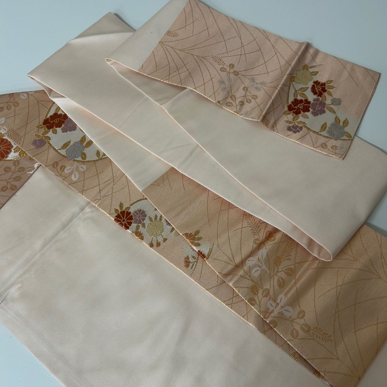 名古屋帯 正絹 金糸織り込み 美しい花草文 九寸 MA-1616 - メルカリ