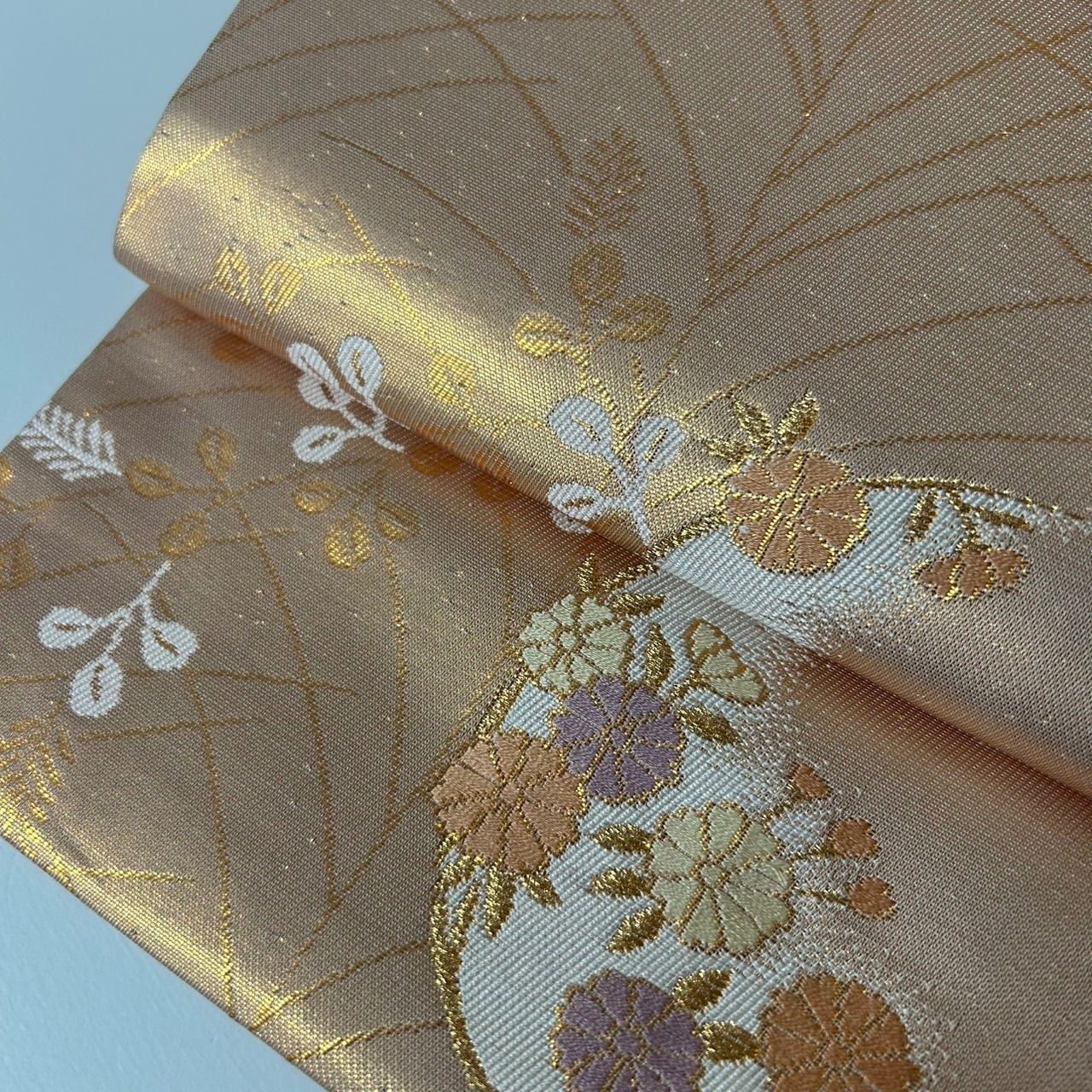 名古屋帯 正絹 金糸織り込み 美しい花草文 九寸 MA-1616 - メルカリ