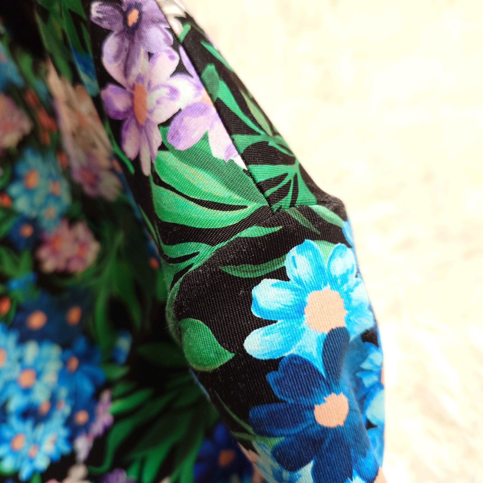 BALENCIAGA バレンシアガ コレクション 定価264000 花柄 フラワー