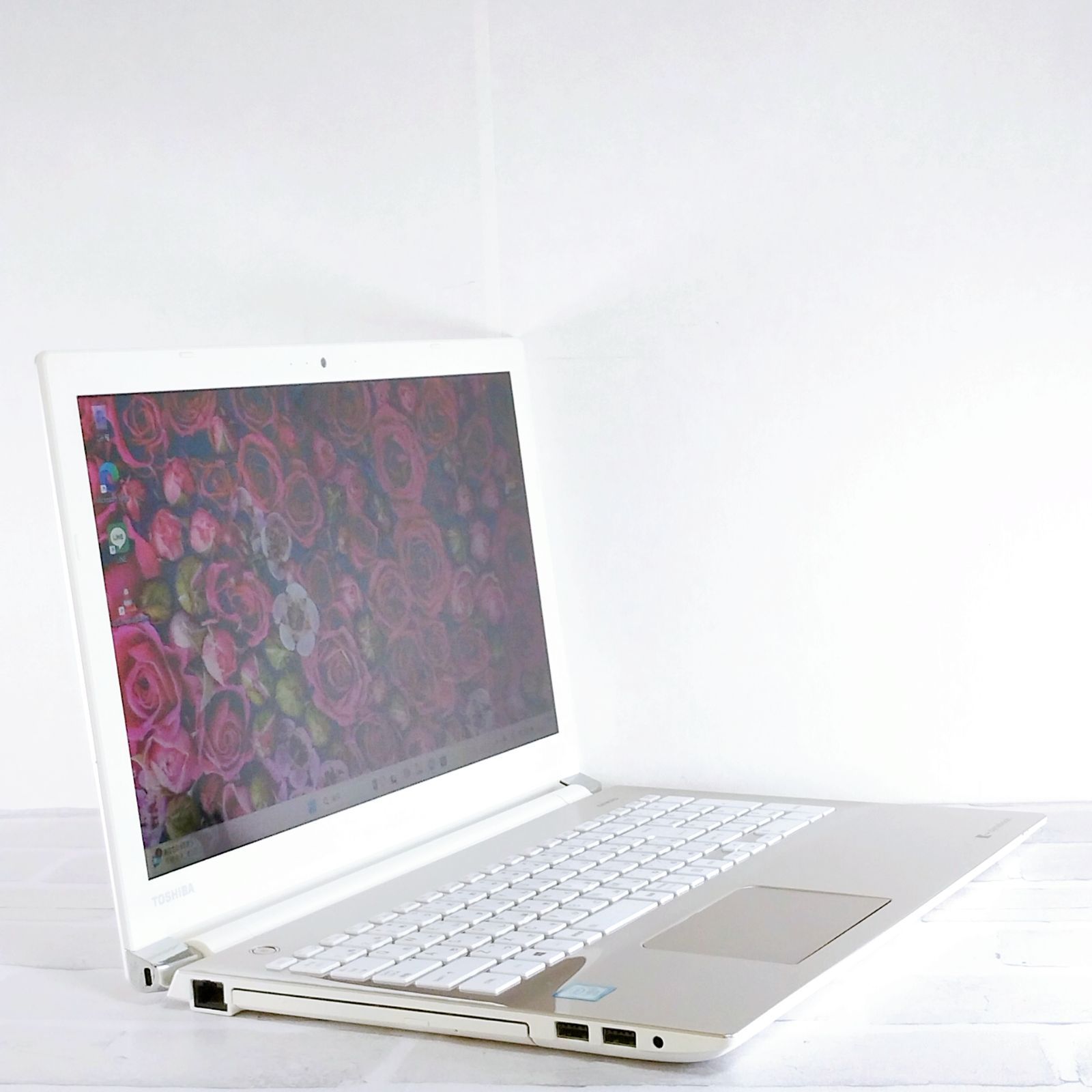 すぐ使える！初心者おすすめ♪DynaBook 薄型ノートパソコン DVD カメラ 