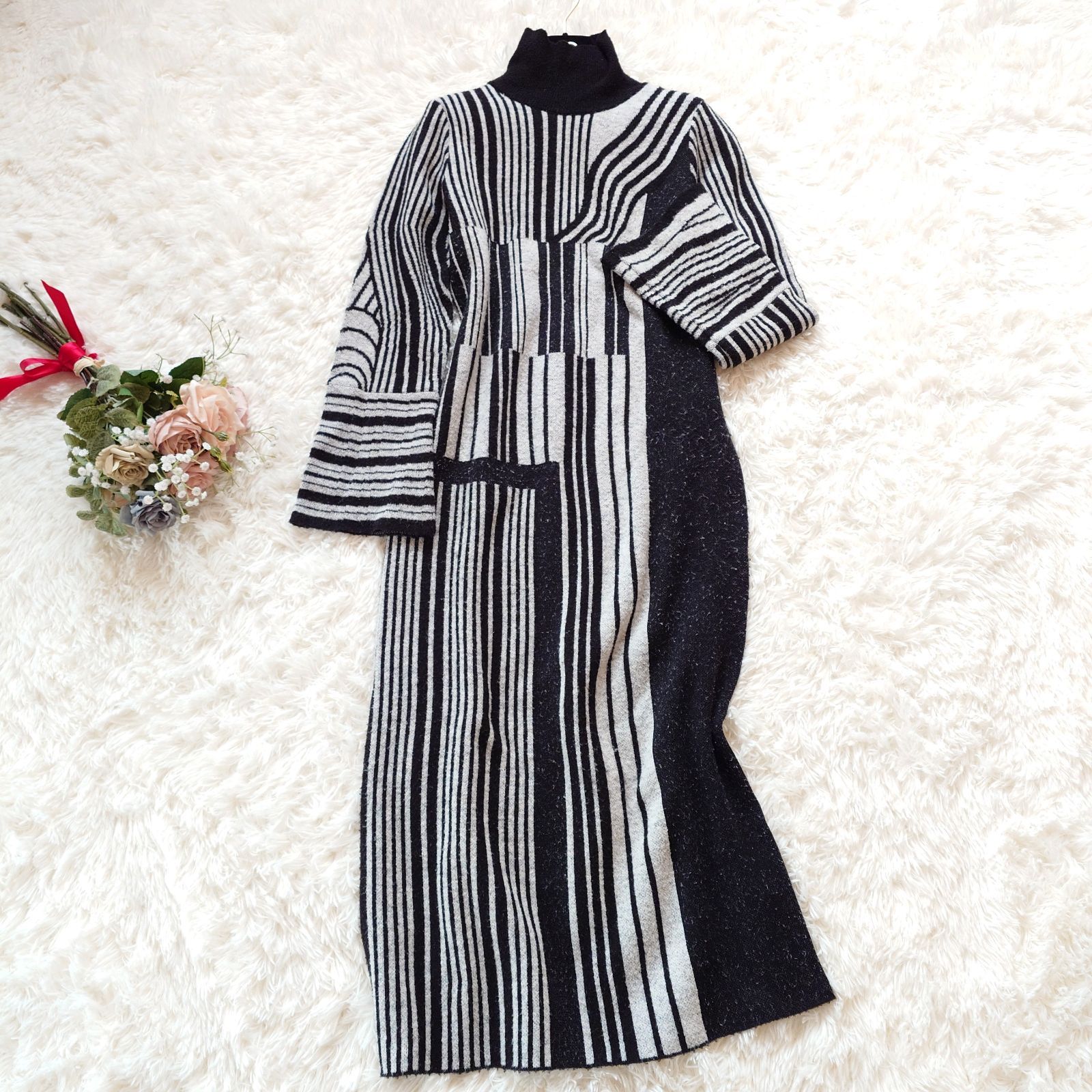 Mame Kurogouchi マメクロゴウチ Multi-Stripe Jacquard Knitted Dress