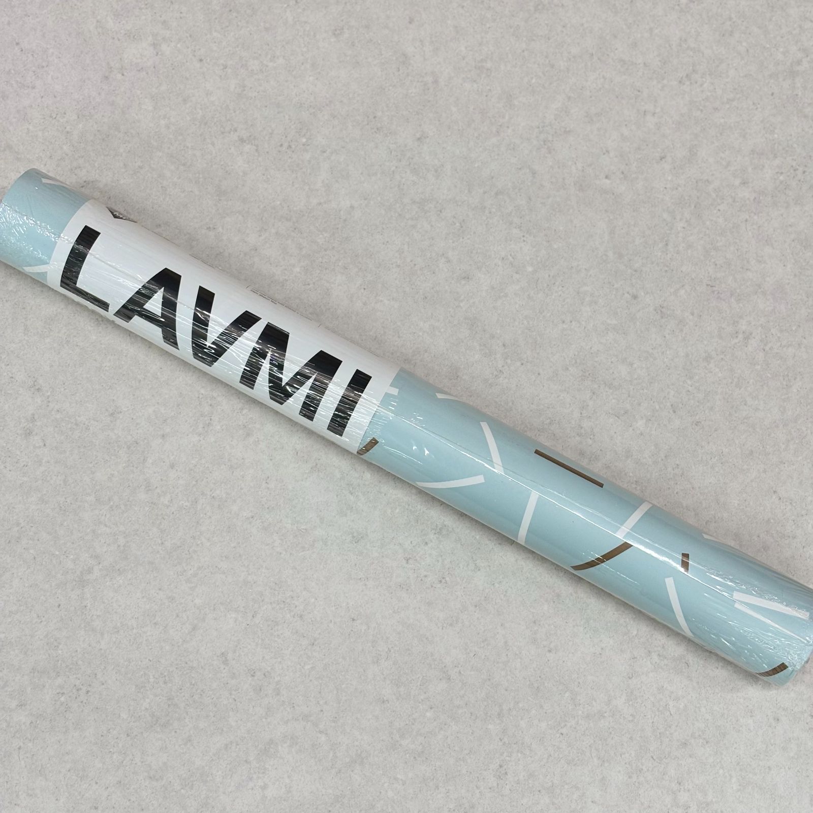 アウトレット】輸入壁紙 のり無し 幅53cm×10m ライトブルー LAVMI