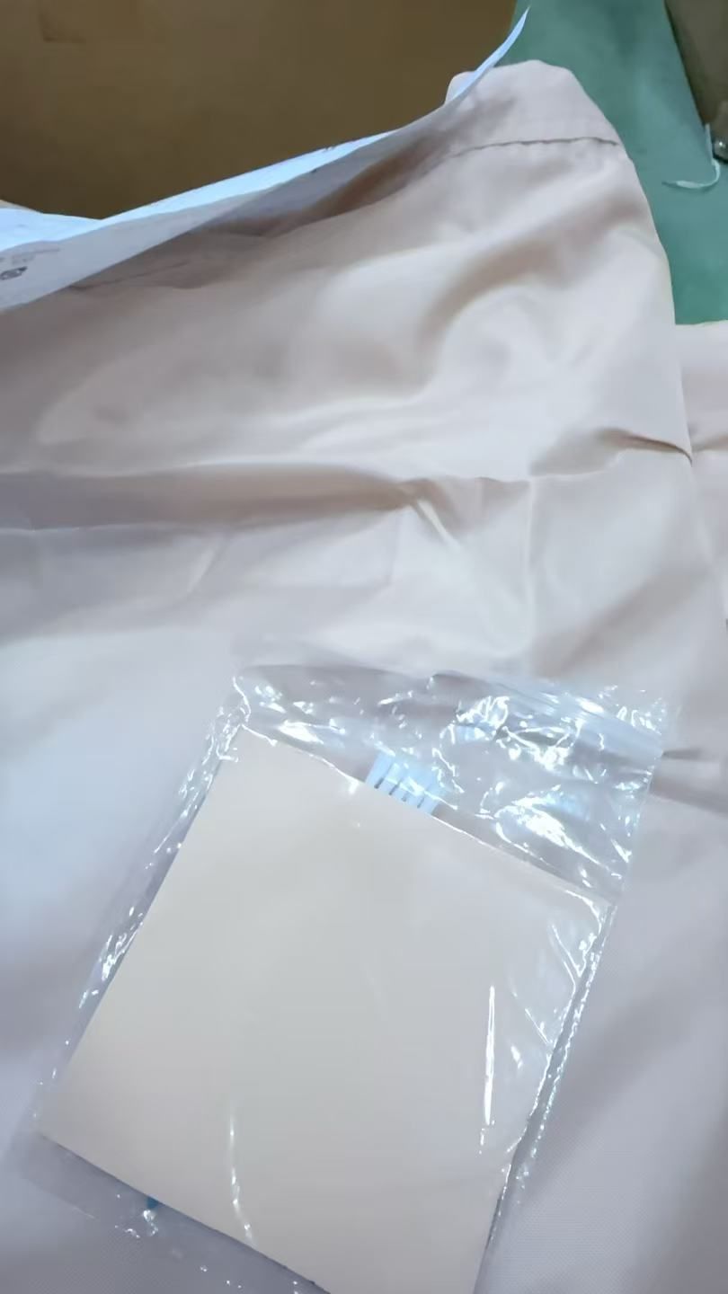  TOMOUNT エアーテント インフレータブルテント ロッジ型 2 4人用 6 5㎡ 煙突穴付き 730346 タープ シェード本体 タープ シェード