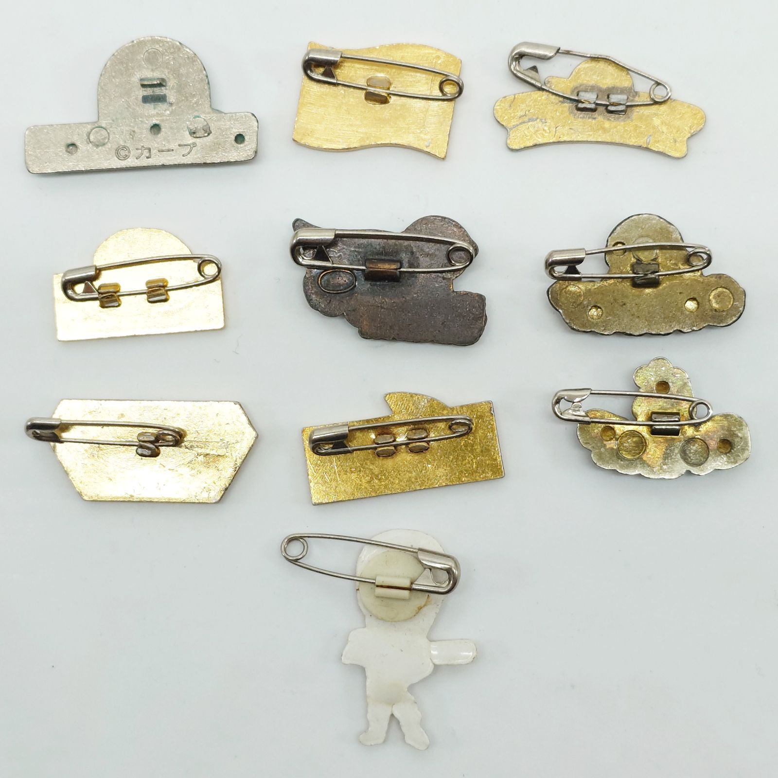 カープ 昭和 バッチ 広島東洋カープ プロ野球 バッジ 10点セット 1つ破損あり 昭和レトロ