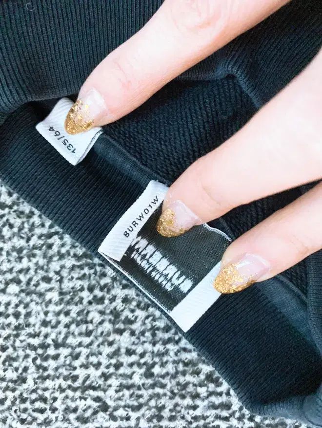  モンヴィンテージ ジュニア8 Y 128 CM バーバリージュニアビックロゴラウンドスウェット Tシャツ トップス