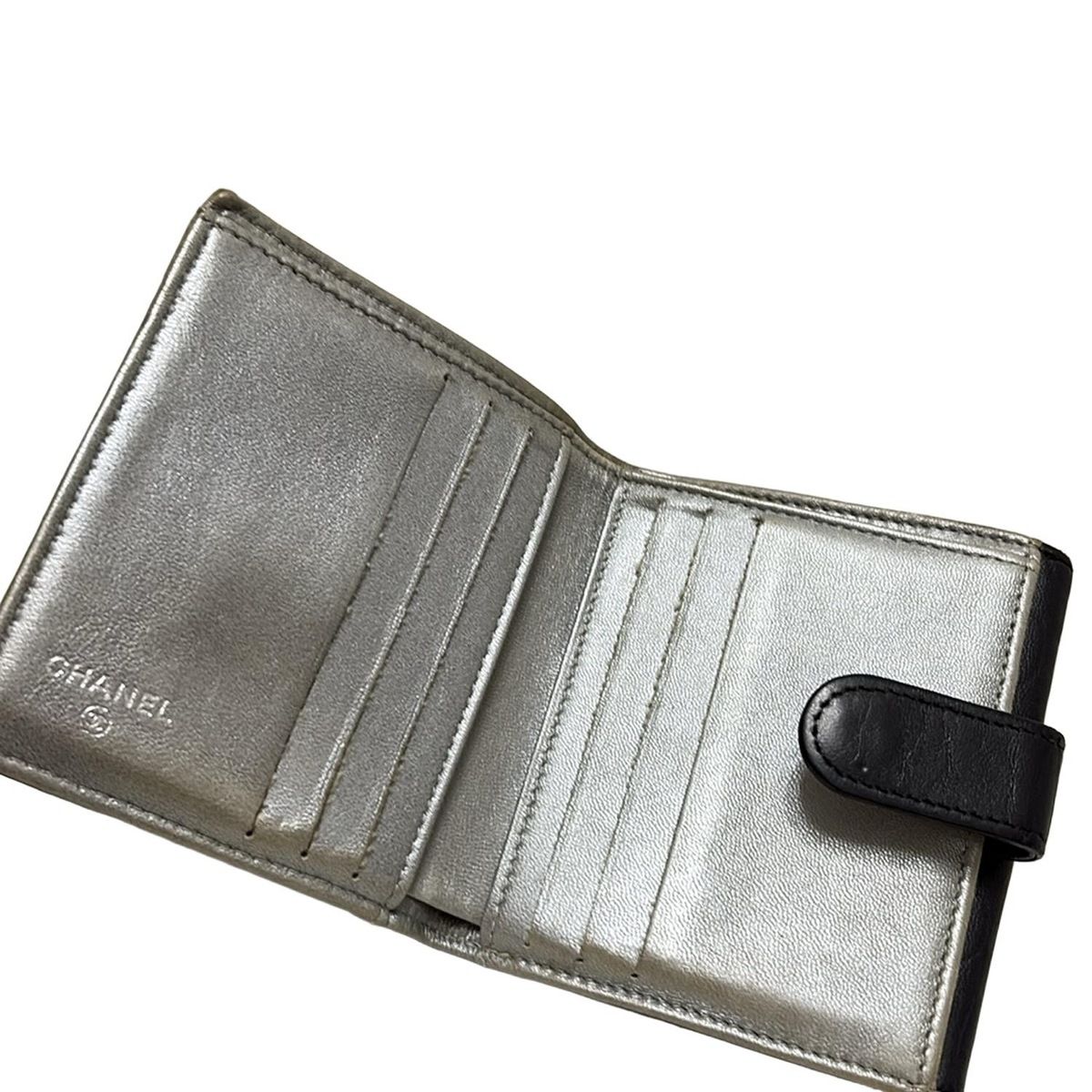 CHANEL(シャネル) Wホック財布 カメリア 黒 ラムスキン - メルカリ