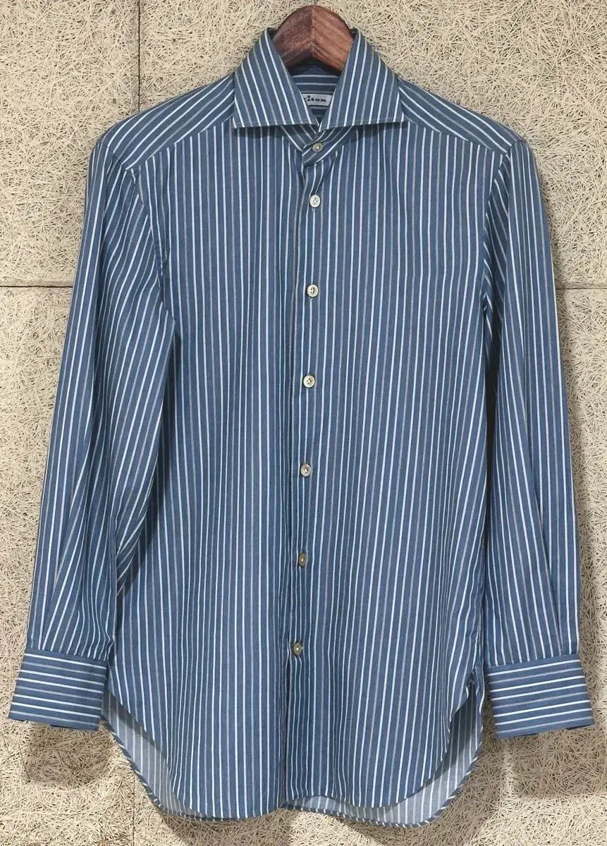 Kiton SSCナポリ グレー 白 ストライプ シャツ