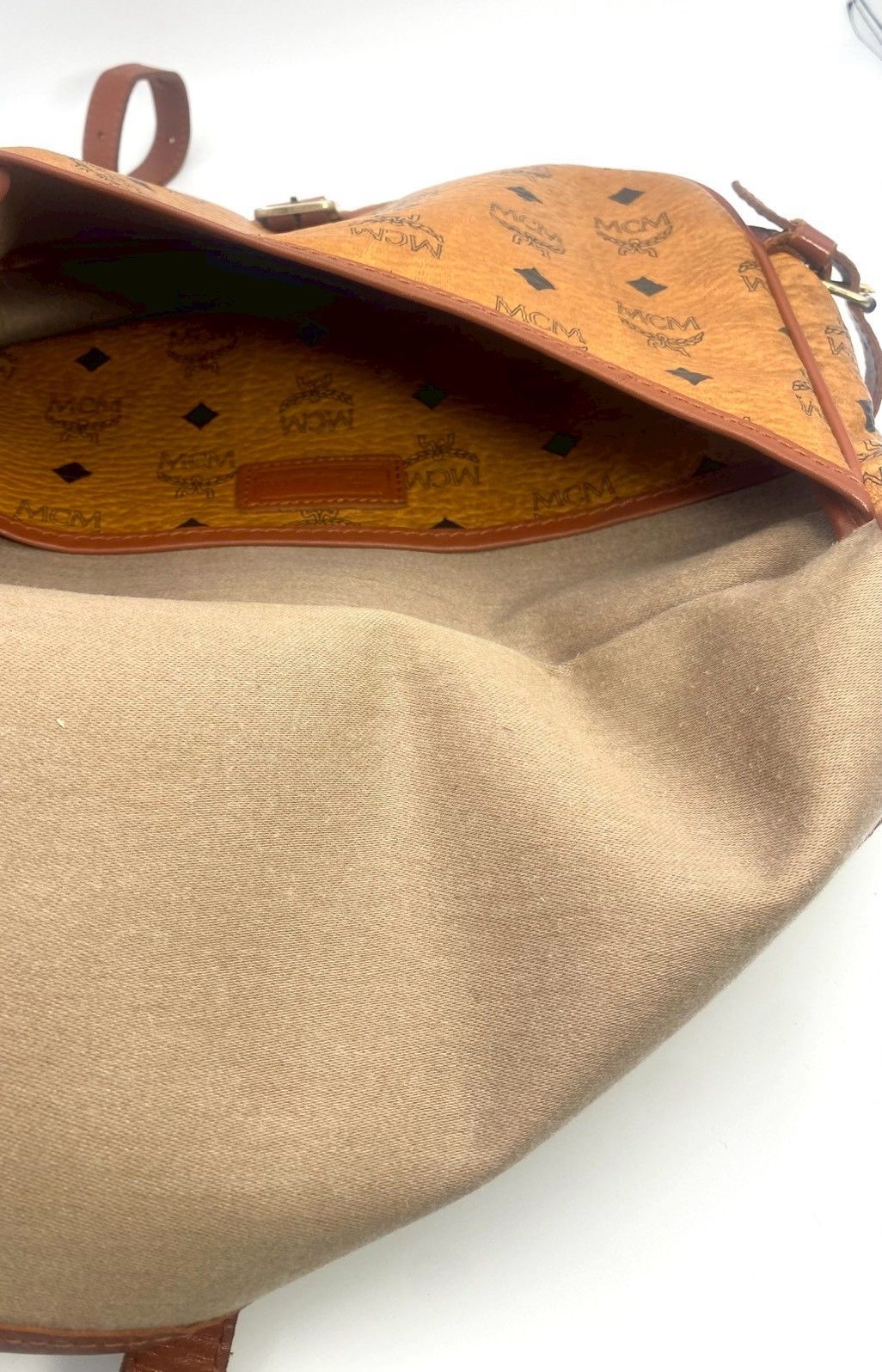 MCM エムシーエム ショルダーバッグ ヴィセトス柄 本革 ブラウン 斜め