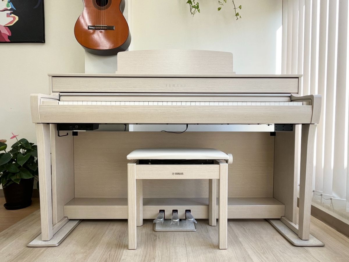 メンテナンス＆クリーニング済み ヤマハ CLP 745 WA ホワイトアッシュ 電子ピアノ 88鍵盤 木製鍵盤 YAMAHA Clavinova クラビノーバ 千葉 東京 神奈川 埼玉 愛知 電 の配送設置込