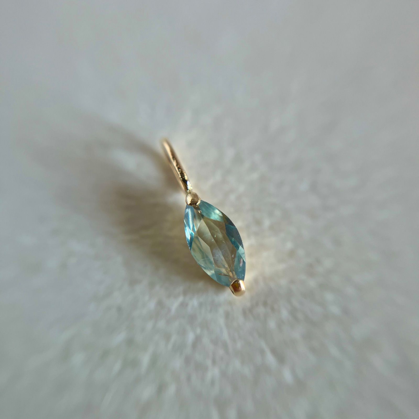 【破格】 K18 18金 天然石 アレキサンドライト ペンダントトップ チャーム 破格】 K18 18金 天然石 アレキサンドライト ペンダントトップ チャーム