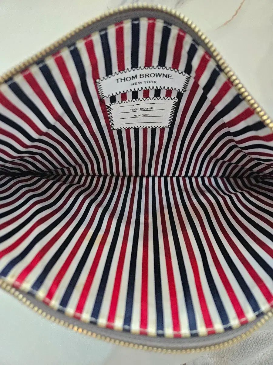 Thom Browne トム ブラウン ペブルグレイン 斜めボーダー クラッチバッグ ポーチ