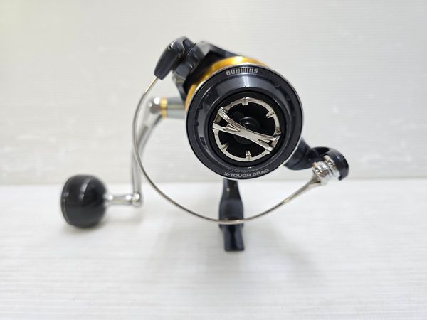 品 シマノ SHIMANO スピニングリール 15 ツインパワー SW 8000 〇YR-19580〇