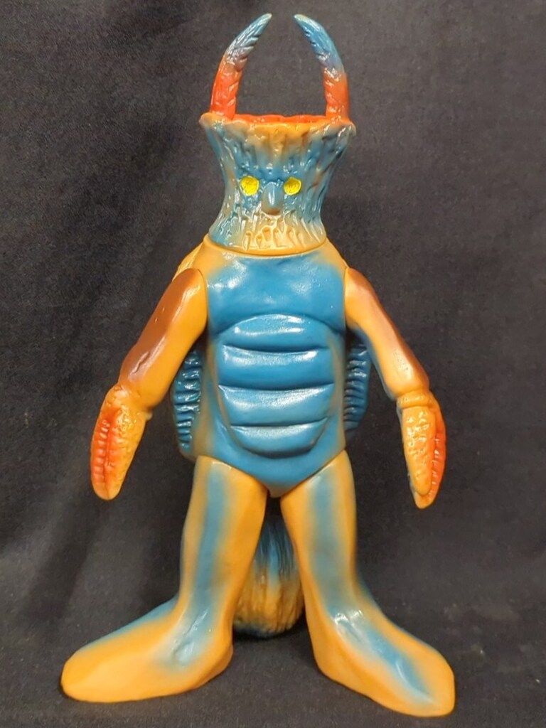 マルサン マルサンのウルトラ怪獣シリーズ トルトス海人 黄土色成型 青塗装