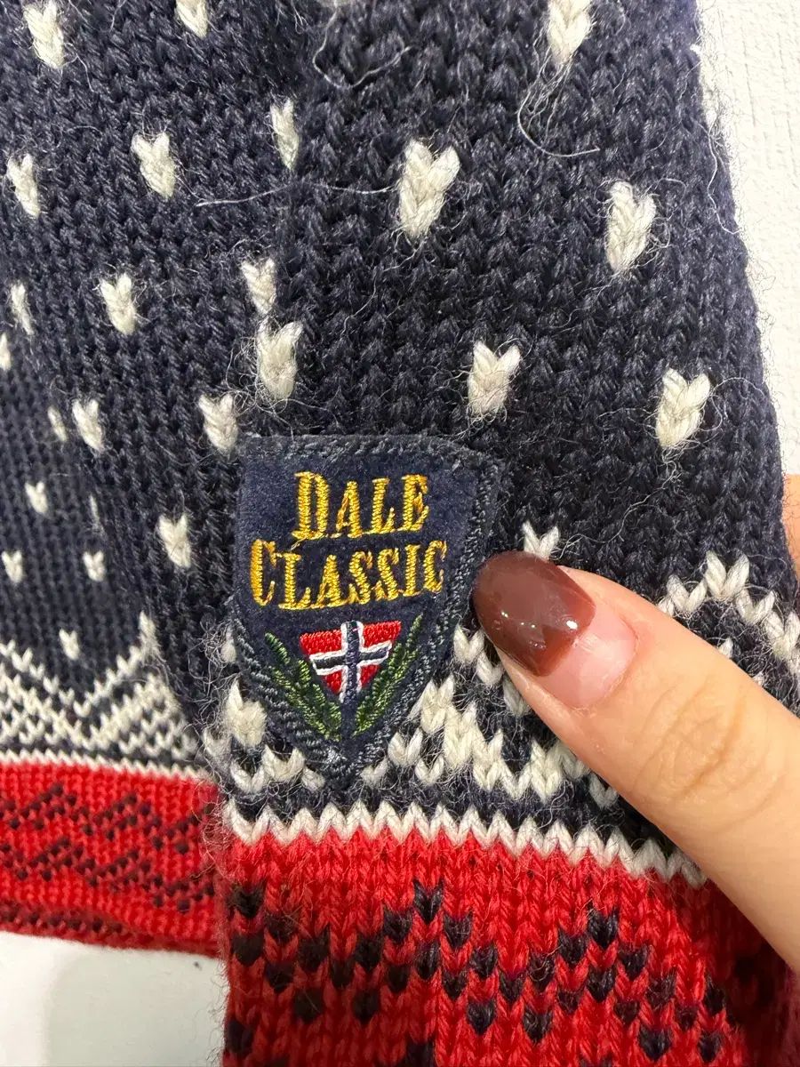 最新 m Dale of Norway デイルオブノルウェー ノルディック ニット 美