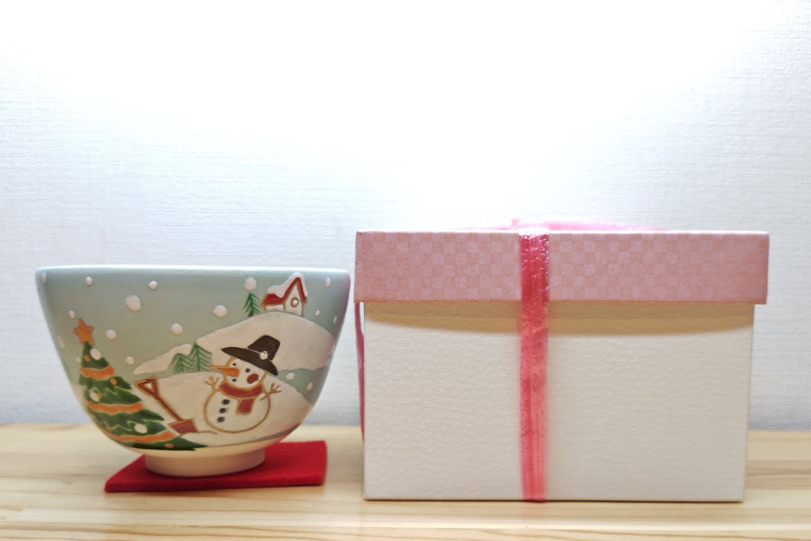 逢絢亭・新品】茶道具 茶碗 京焼 ツリーと雪だるまの絵 水出宋絢 紙箱