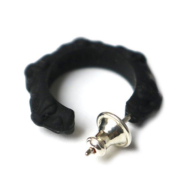 CHROME HEARTS クロムハーツ シリコンラバー クロスバンド フープ ピアス 黒 101303