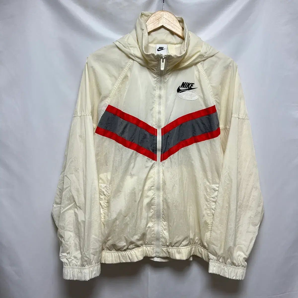 正規品/M NIKE ナイキ スポーツウェア スウッシュ HBD ウーブン