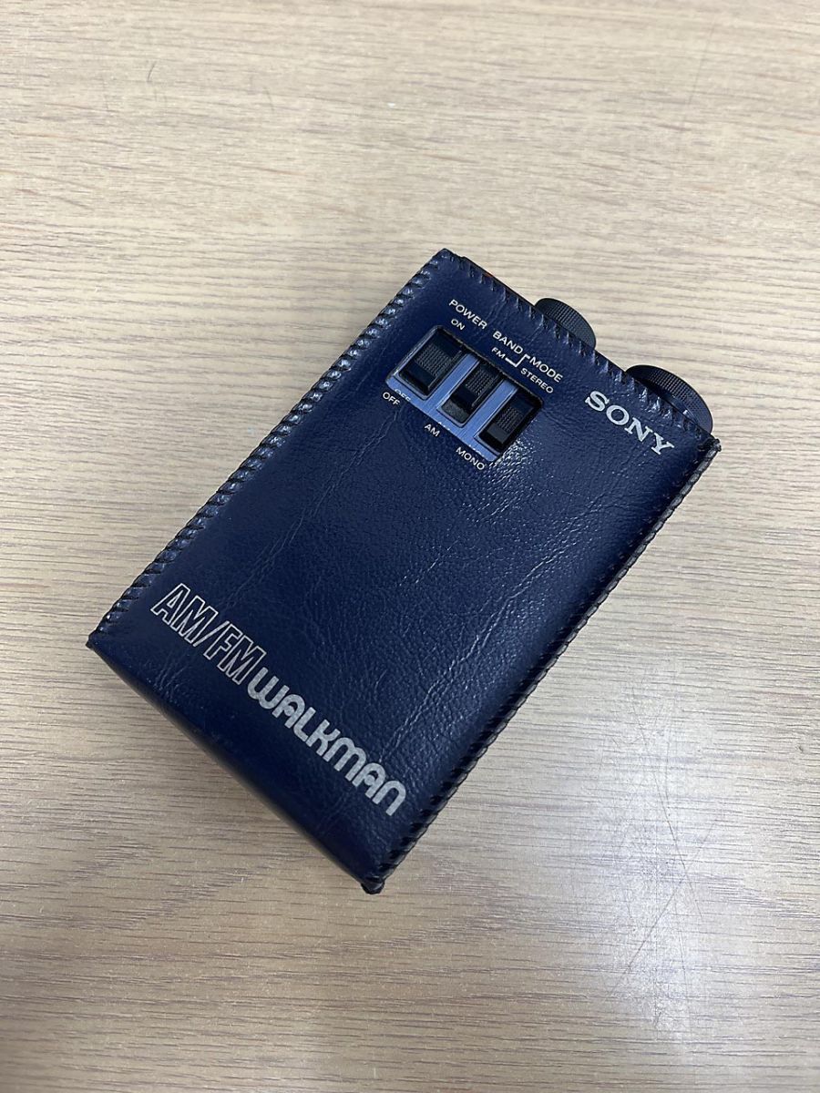 SONY ソニー ラジオ AM FM WALKMAN 2 BAND SRF-80