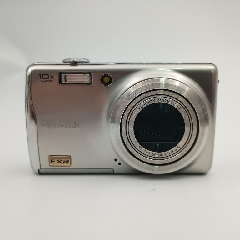 FUJIFILM FINEPIX F70EXR シルバー コンパクトデジタルカメラ - メルカリ