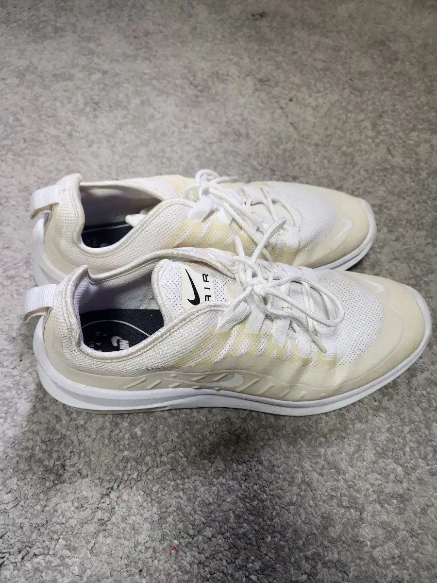 OKKO TWIN SONIC モコモコロゴ