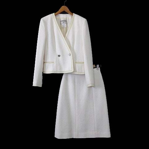 シャネル CHANEL 00 T スカートスーツ 上下 セットアップ ツイード ココマーク メタルボタン ビーズ装飾 ノーカラー ジャケット 膝下 スカート S 36 ラメ アイボリー