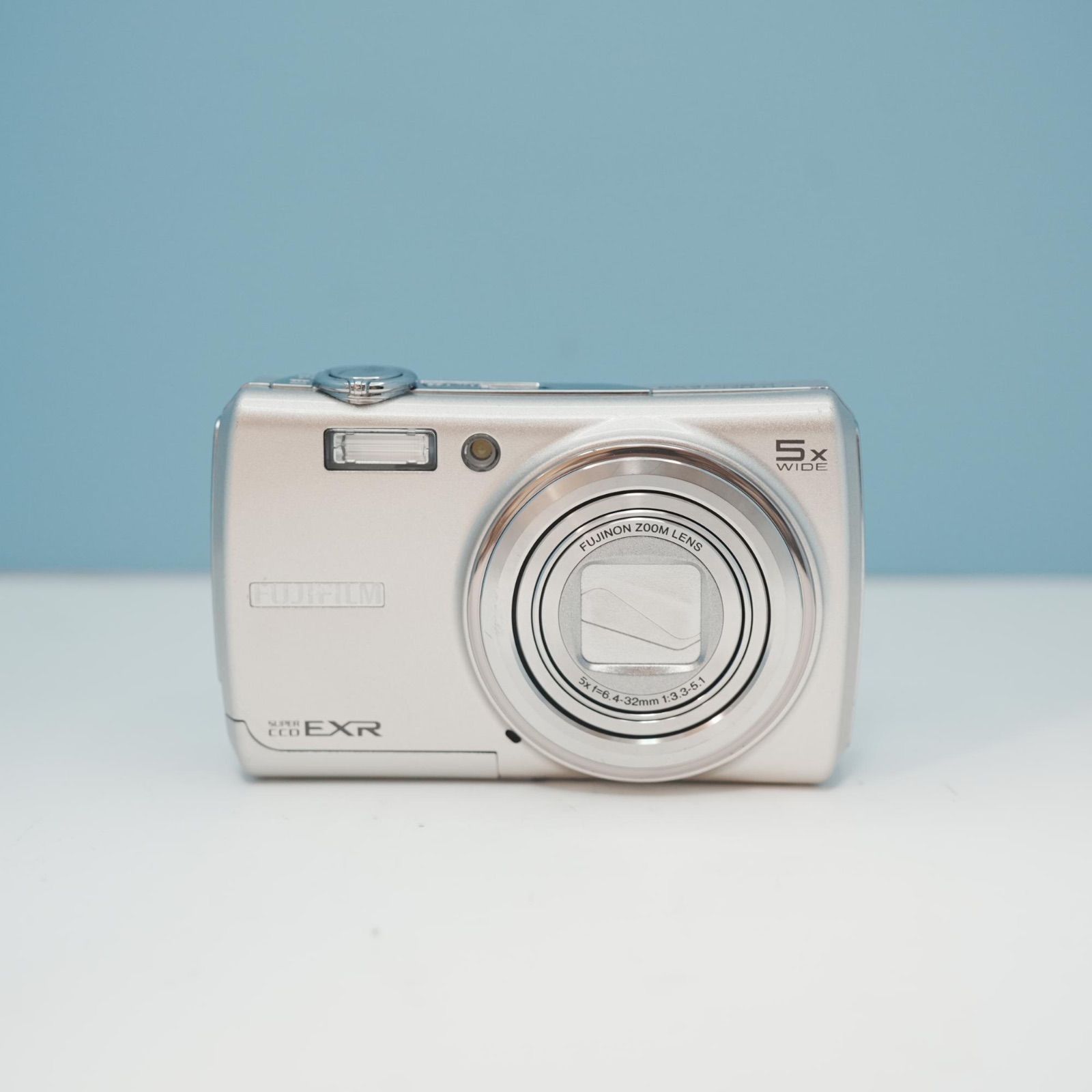 FUJIFILM FINEPIX F200EXR デジカメ a5171 - メルカリ