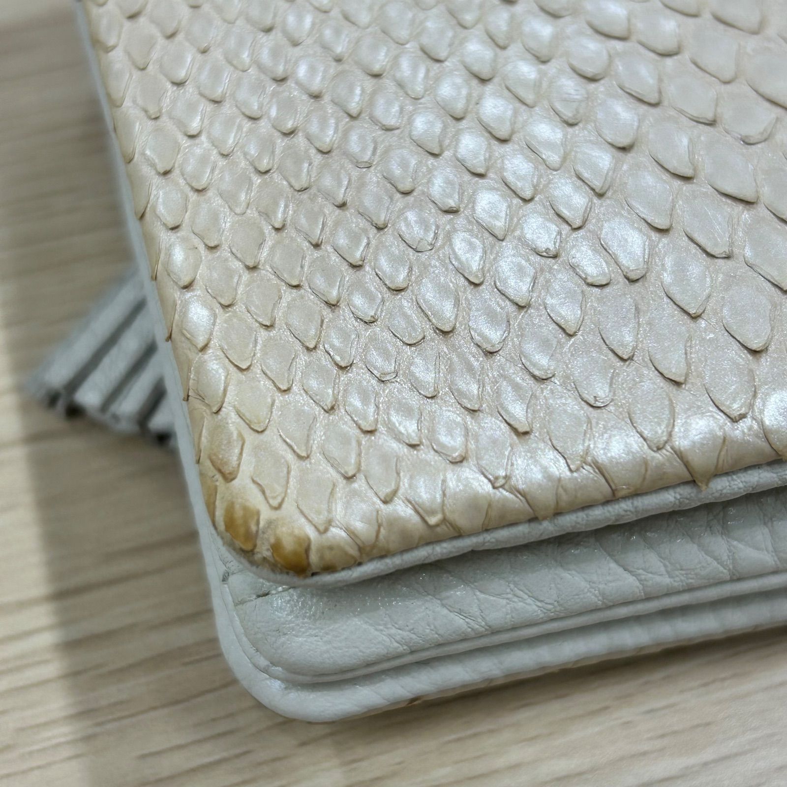 傳濱野 den Hamano リュフカフェリーチェパイソン 長財布 - メルカリ