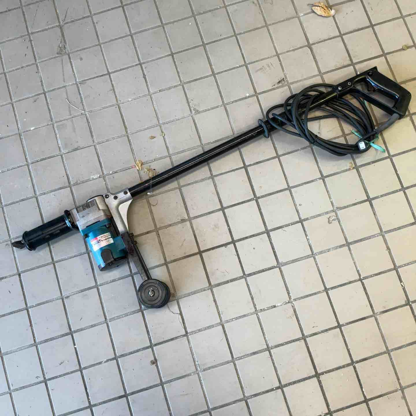 マキタ makita 電動ケレン ロングハンドルタイプ HK 1800 L