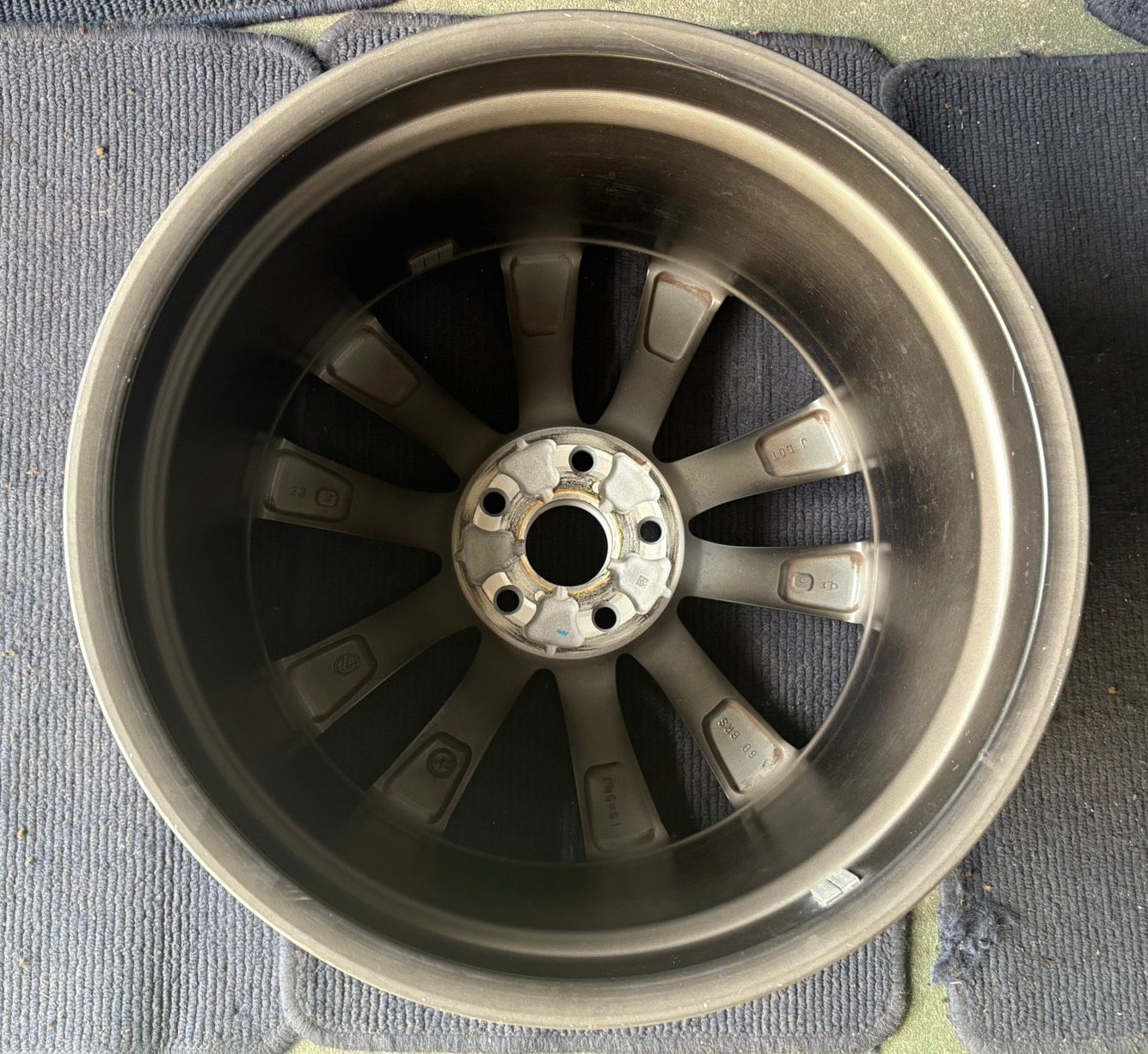 LEXUS IS Ｆスポーツ 19インチ ホイール1本 9 5 J 60 PCD 114 3 ハブ径約60 No 748