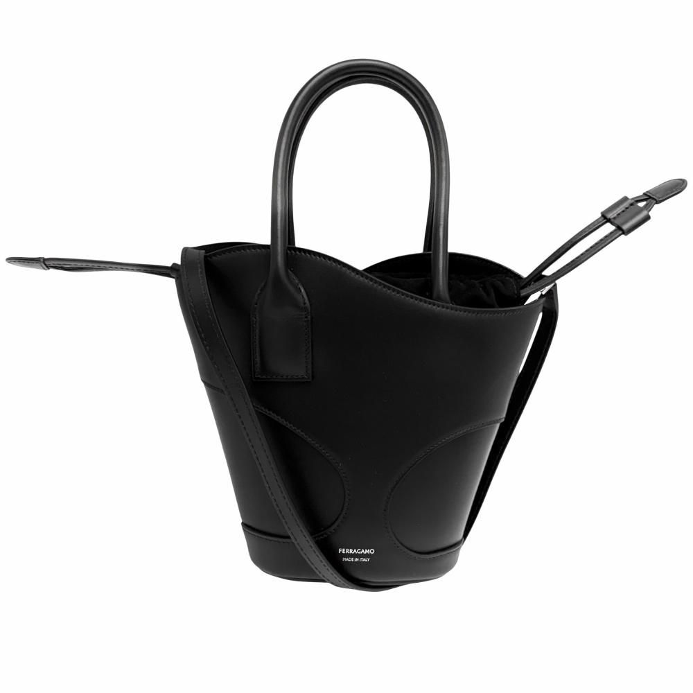 サルヴァトーレフェラガモ 2WAY レディース カットアウト ハンドバッグ