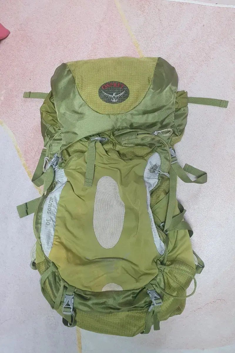 オスプレイ OSPREY Atmos 50 등산 リュック グリーン