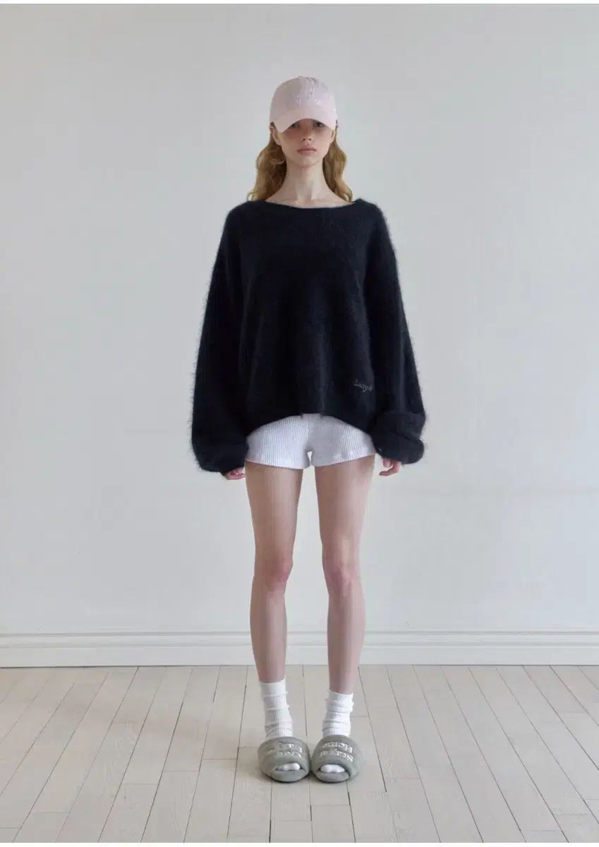 レイジジ クラウド オフショルダー ニット ブラック