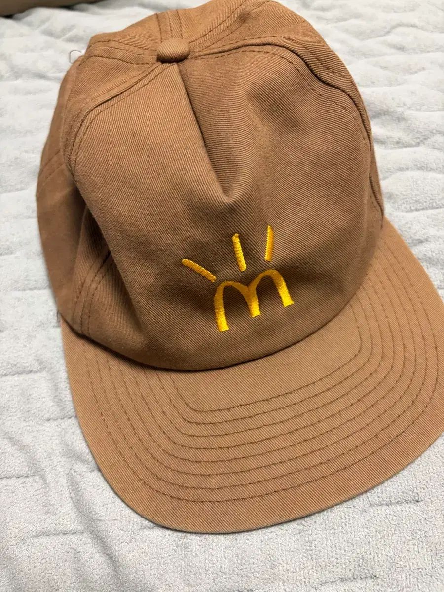 マクドナルド ケイタスジャック コラボ 帽子